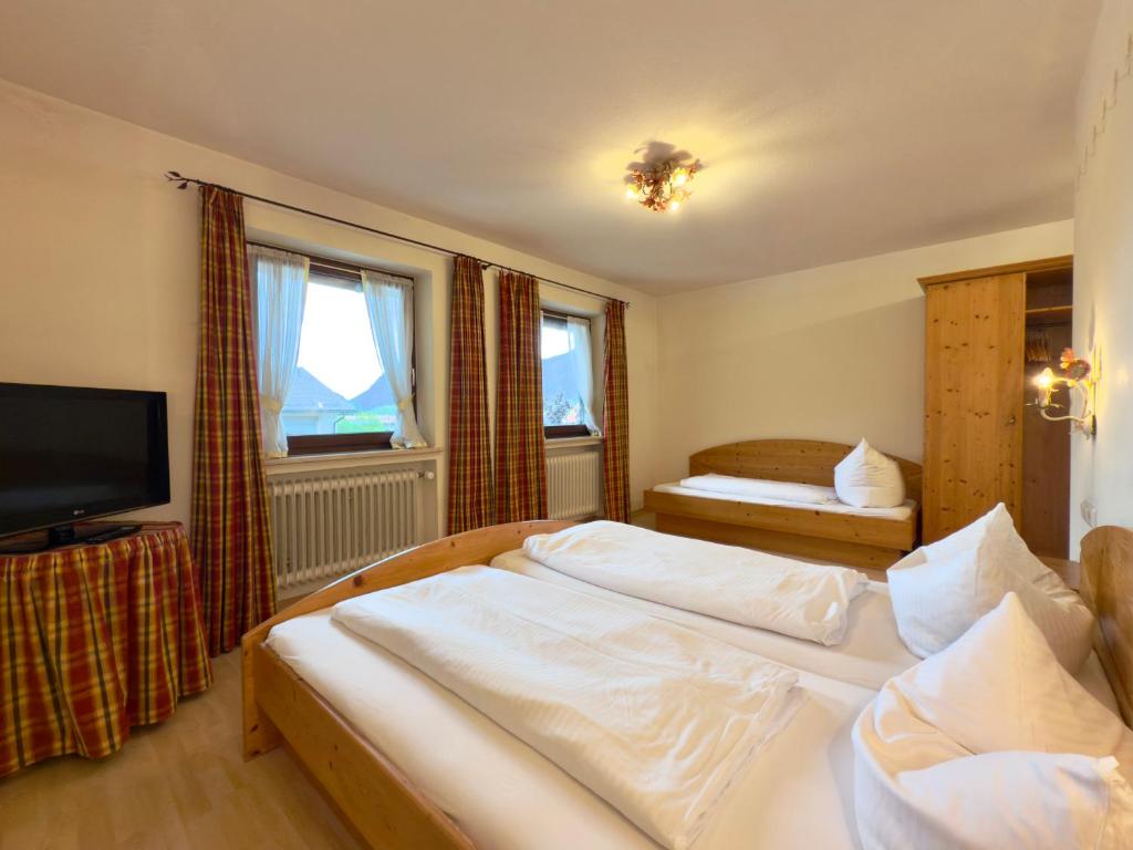Hotel Forsthaus Oberau - Dreibettzimmer