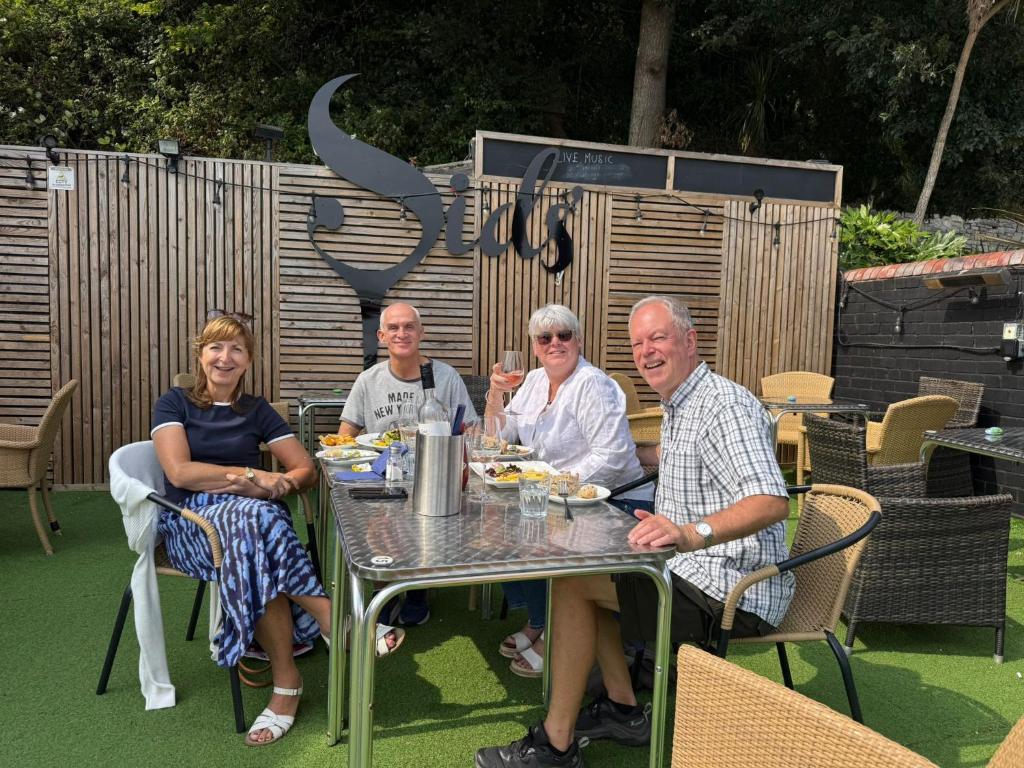 Sids restaurant and bar with rooms - Resim 28