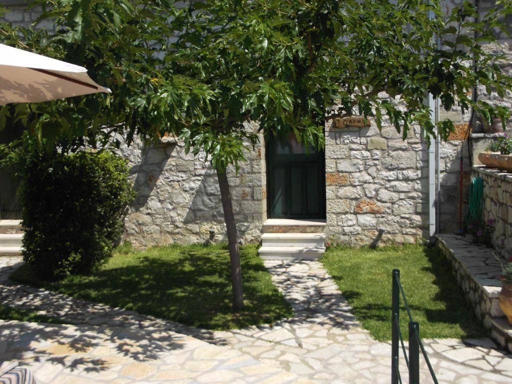 Zahrada ubytování Sivros Stone Cottages