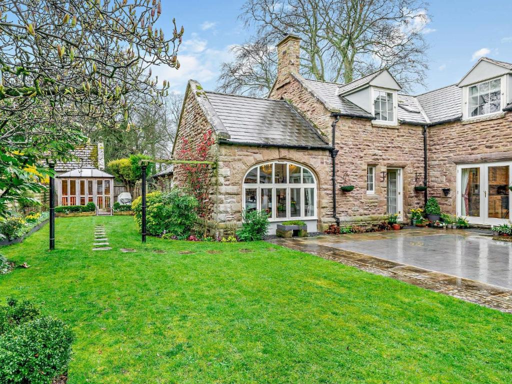 Κήπος έξω από το 2 Bed in Pencombe 27478