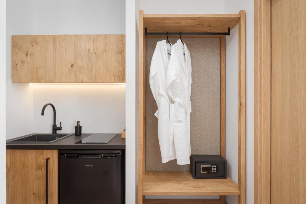 Aegina Dream Suites - 14