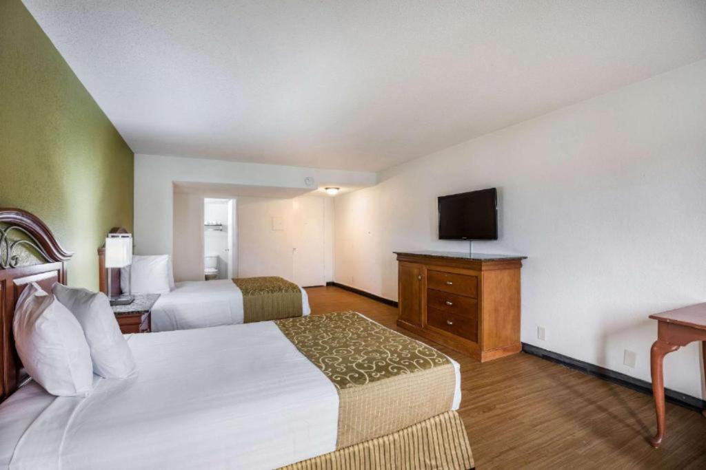 Hotel O Orlando Airport near Florida Mall photo