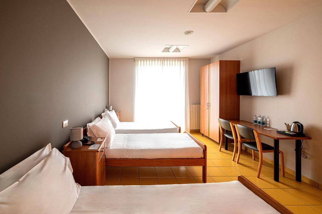 Phi Hotel Homy Druento - Classic Triple Room
