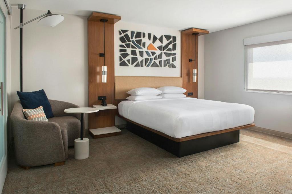 Marriott Springfield Downtown photo