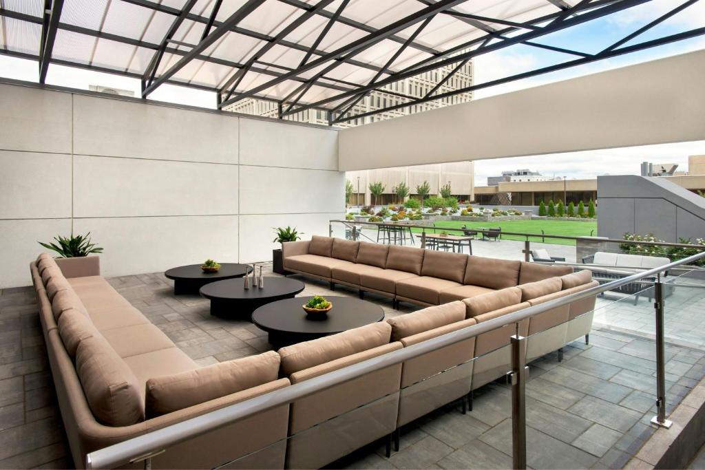 Marriott Springfield Downtown photo