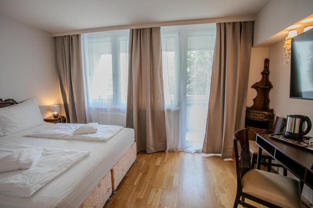 
Double Room with Terrace
