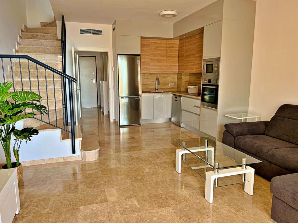 Kuchyň nebo kuchyňský kout v ubytování Townhouse with Ocean View