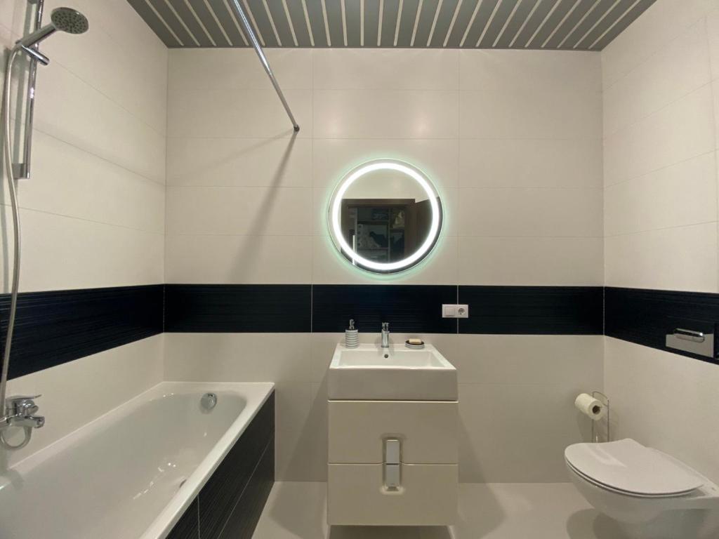 ObolonSky apartament on Obolon- ліфт та тепло без світла резевне живлення фото 2