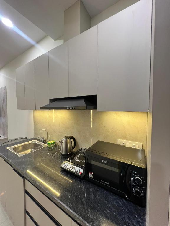 Η κουζίνα ή μικρή κουζίνα στο Your Luxury stay
