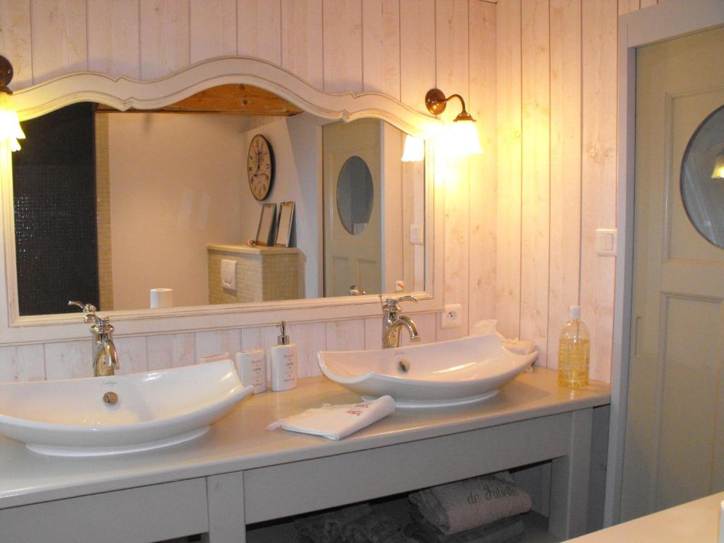Chambres d'Hôtes la Maison de Juliette - Suite Con Vistas Al Jardín