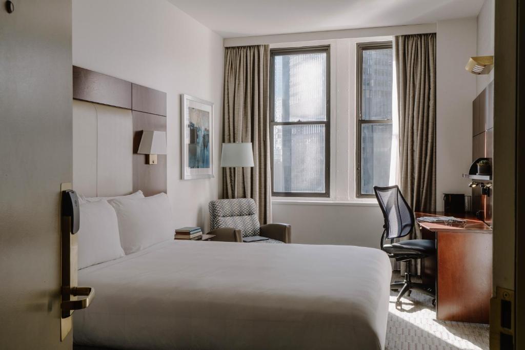 River Hotel - 