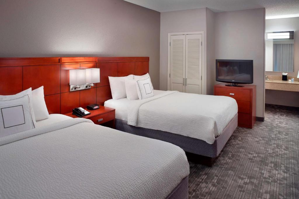 Sonesta Select Atlanta Airport North photo