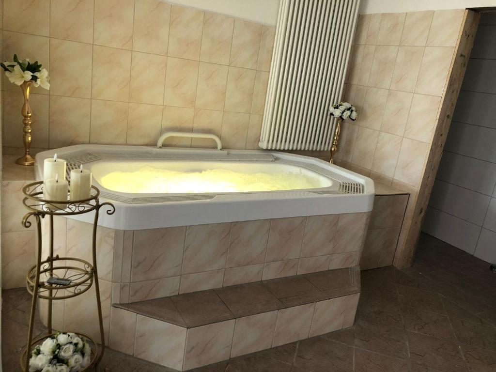 Vier Jahreszeiten Bensersiel - Suite With Hot Tub