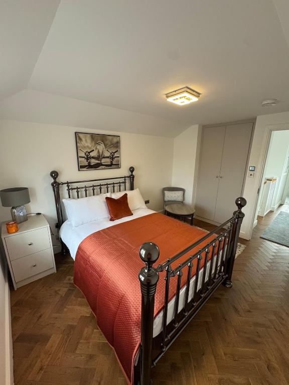 Siennas Modern 1 bedroom with ensuite Kidlington - Apartamento De Un Dormitorio