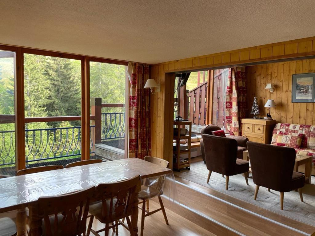 Appartement duplex spacieux, ski aux pieds, 8 pers, balcon