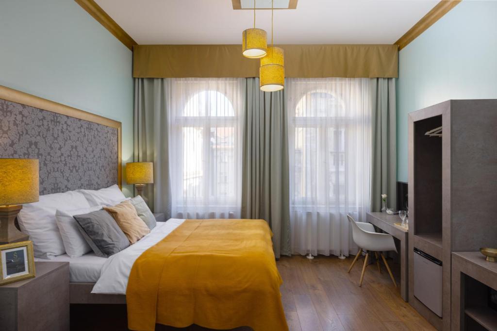 Gorgeous Prague Rooms - 