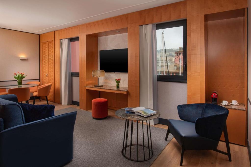 NH Collection Genova Marina - Resim 20