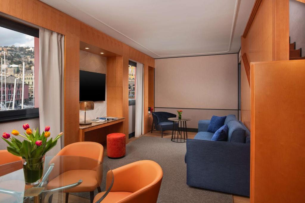 NH Collection Genova Marina - Resim 26