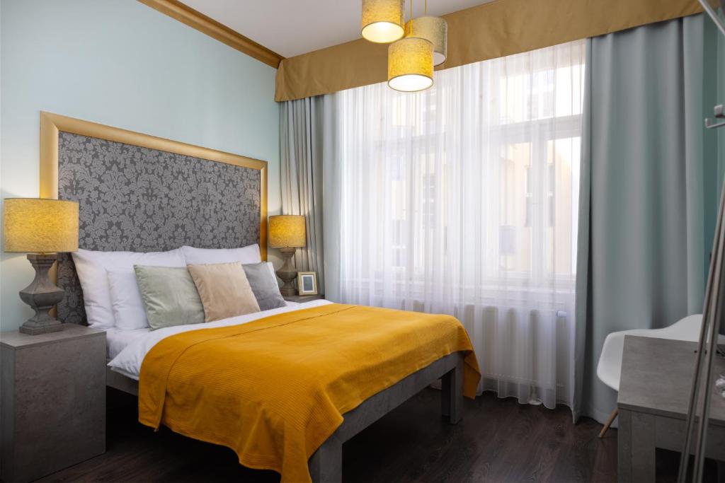Gorgeous Prague Rooms - 