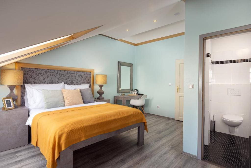Gorgeous Prague Rooms - 