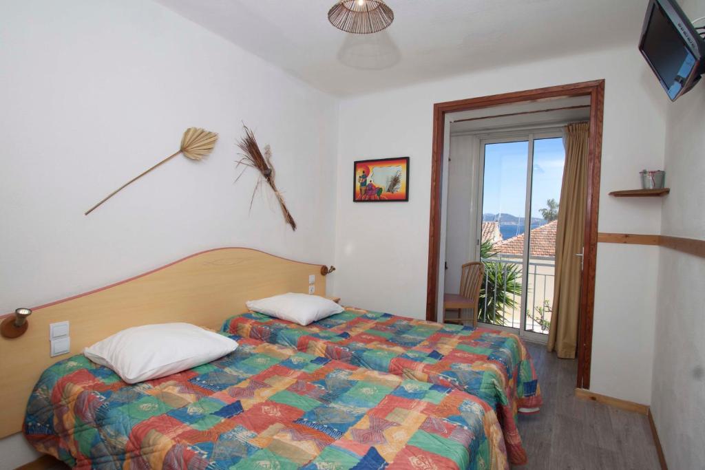 Hôtel La Croix de Malte - Twin Room
