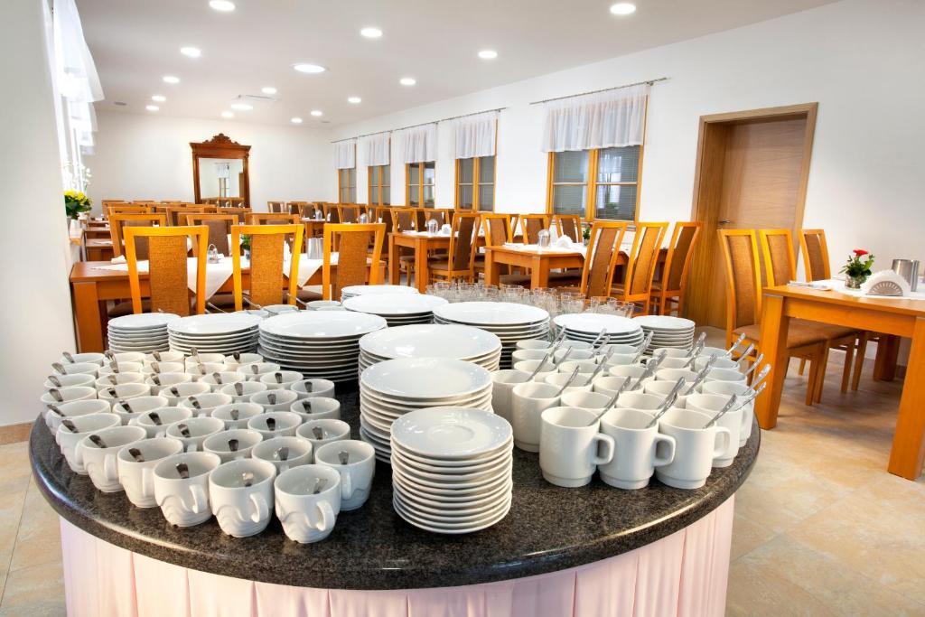 Restaurace v ubytování Garni hotel Celnice