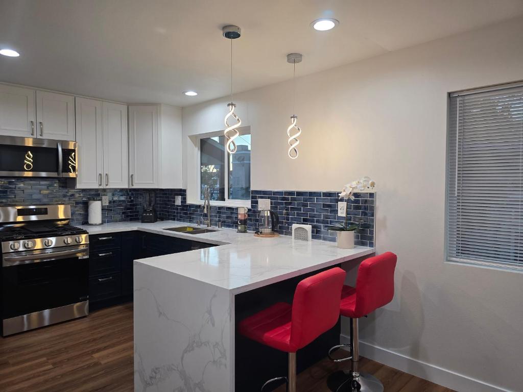 Dapur atau dapur kecil di New luxury apartment