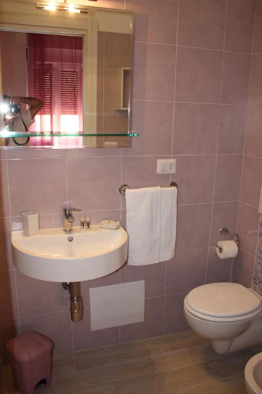 Koupelna v ubytování Casa Nova b&b
