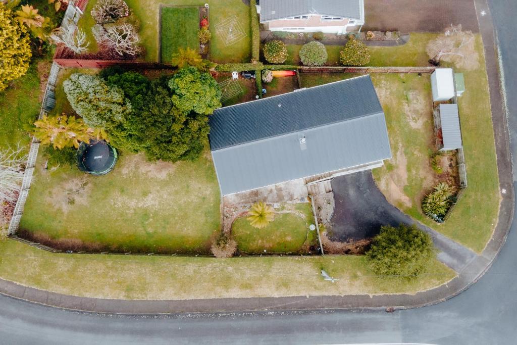 3 Bedroom House Rotorua Fully Fenced & Secure - Resim 17