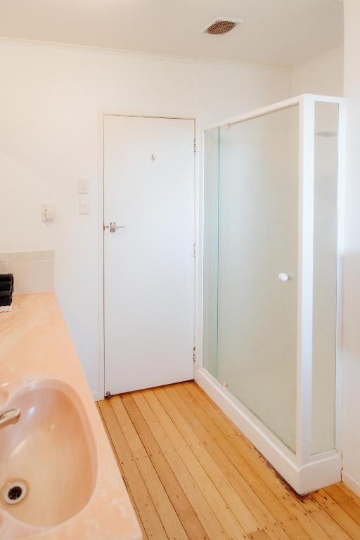 3 Bedroom House Rotorua Fully Fenced & Secure - Resim 26