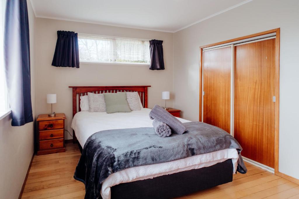 3 Bedroom House Rotorua Fully Fenced & Secure - Resim 7