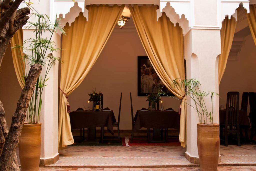 Posezení v ubytování Riad Dar Foundouk and Spa
