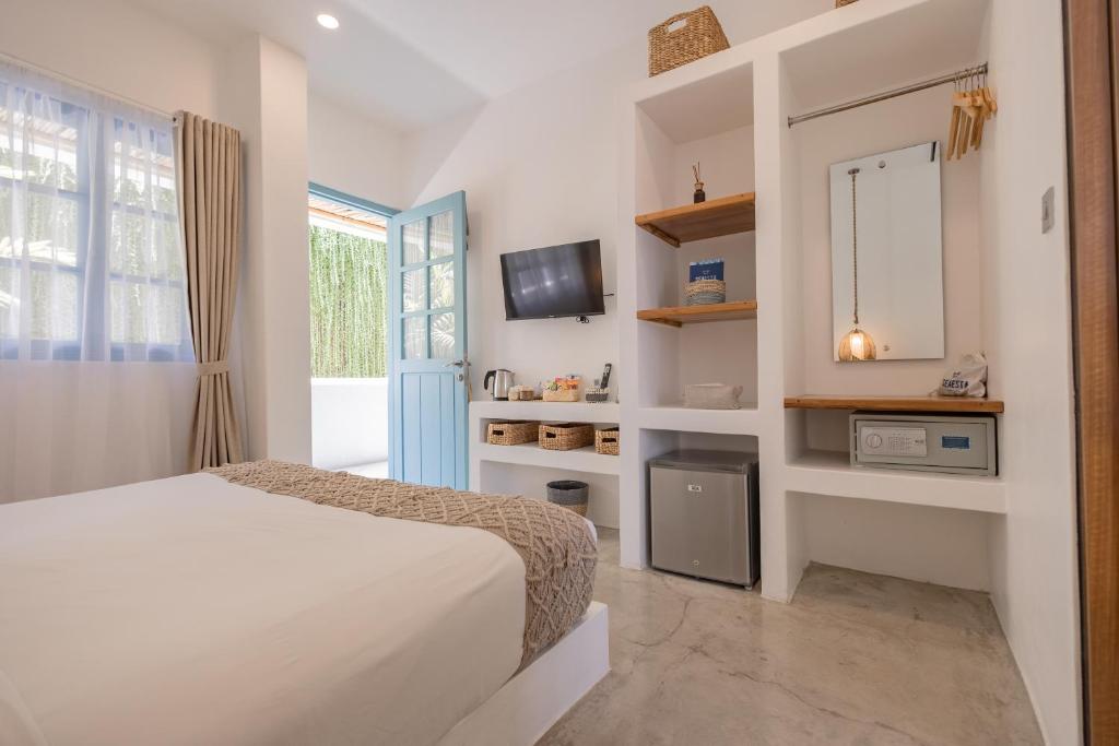 Seaesta Komodo Hotel & Hostel - 3