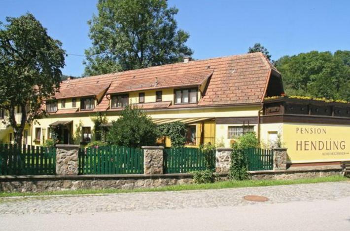 Budova, v ktorej sa penzión nachádza
