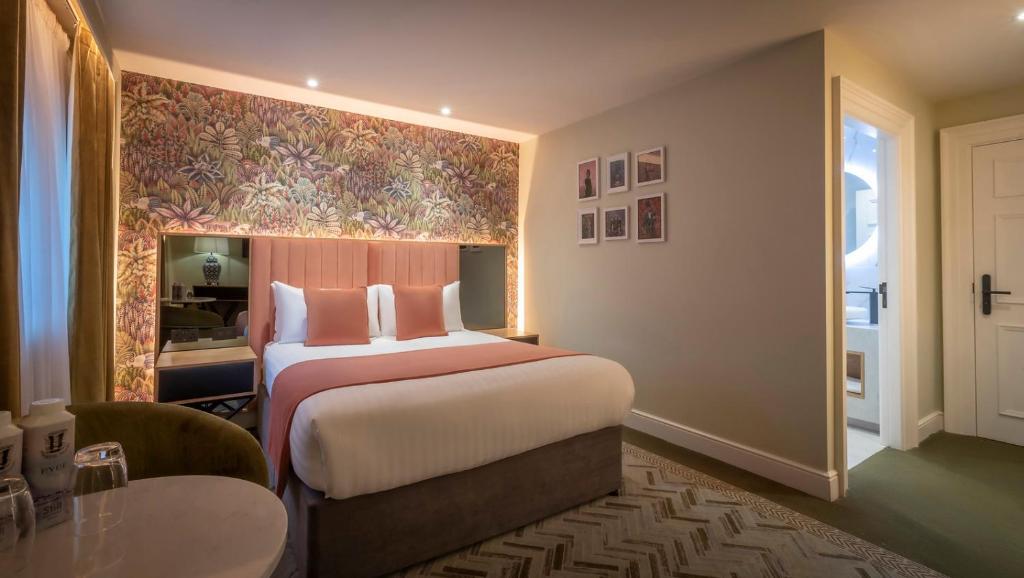 HYDE Hotel - Resim 6