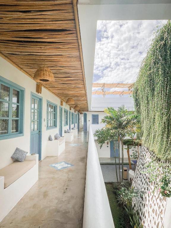 Seaesta Komodo Hotel & Hostel - 8