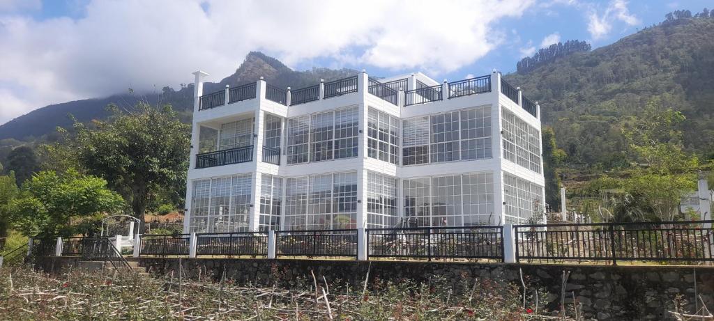 Γενική θέα στο βουνό ή θέα στο βουνό από  αυτή η παραθεριστική κατοικία