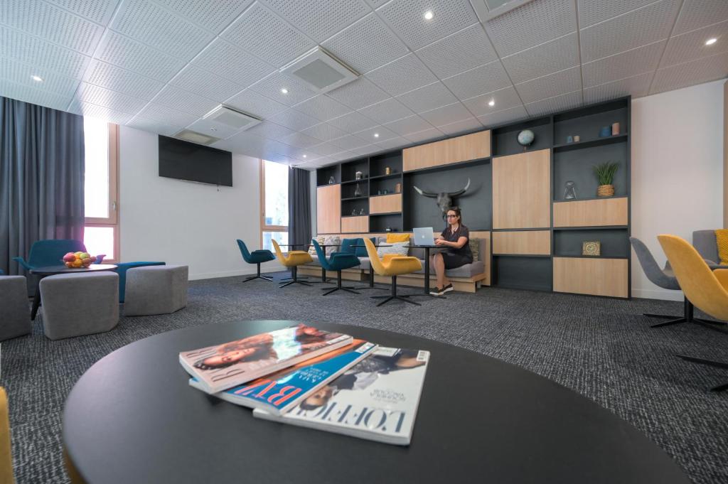 Nemea Appart Hotel So Cloud Lyon Gare Part-Dieu - Resim 14