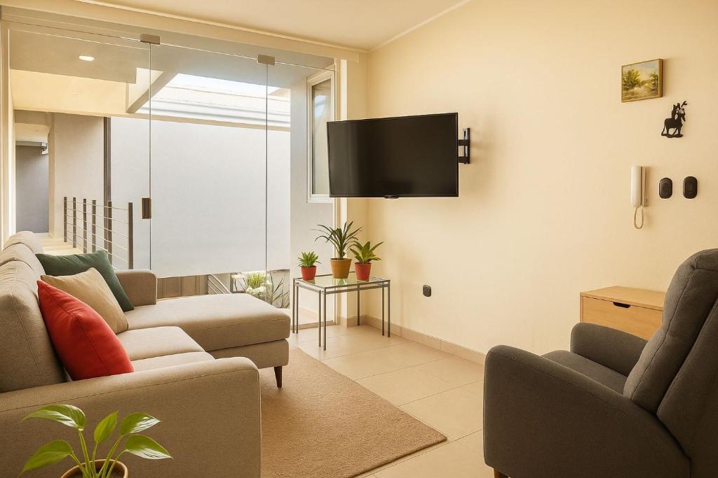 Costa Rica, San José, Pinares Luxe Apt Near Elite Clinics - Квартира