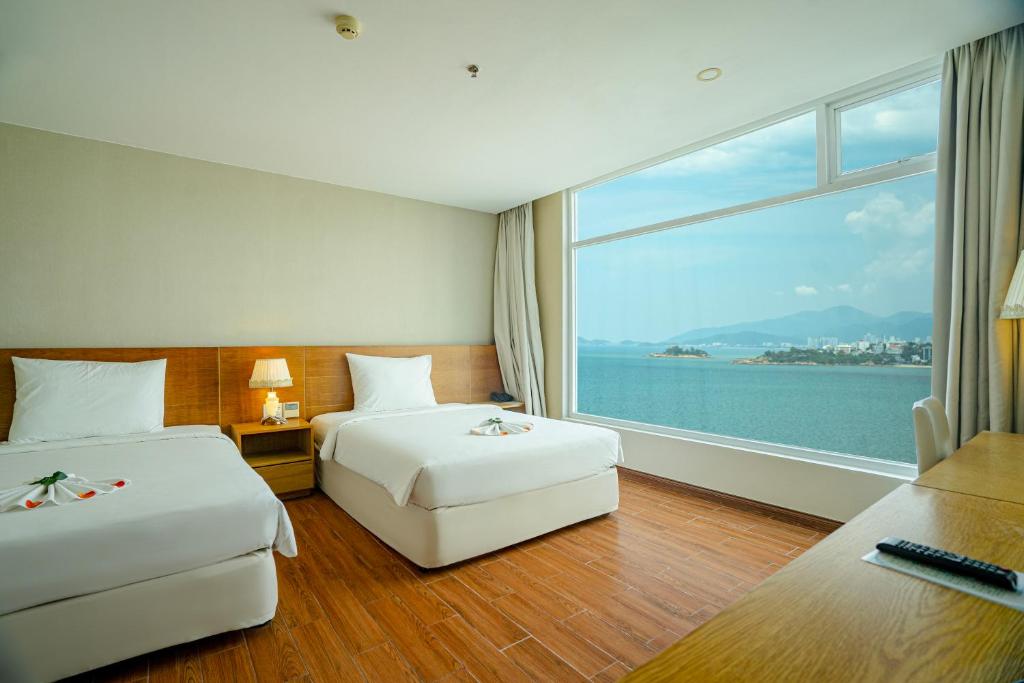 Phòng Deluxe 2 Giường Đơn Nhìn Ra Biển
