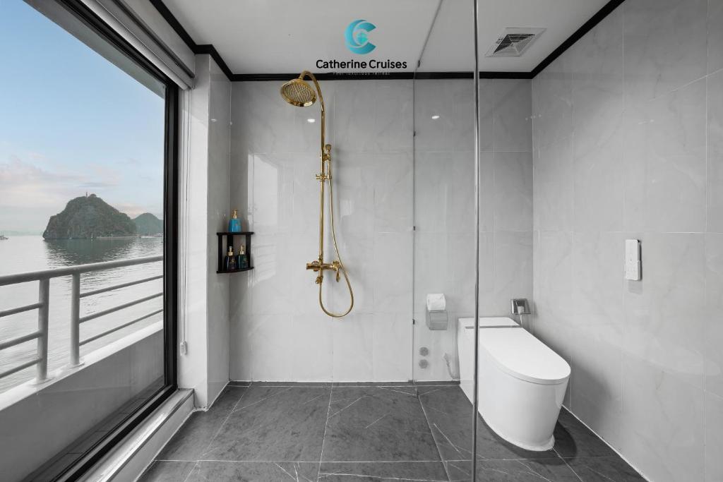 Catherine Cruises Ha Long Bay - 16