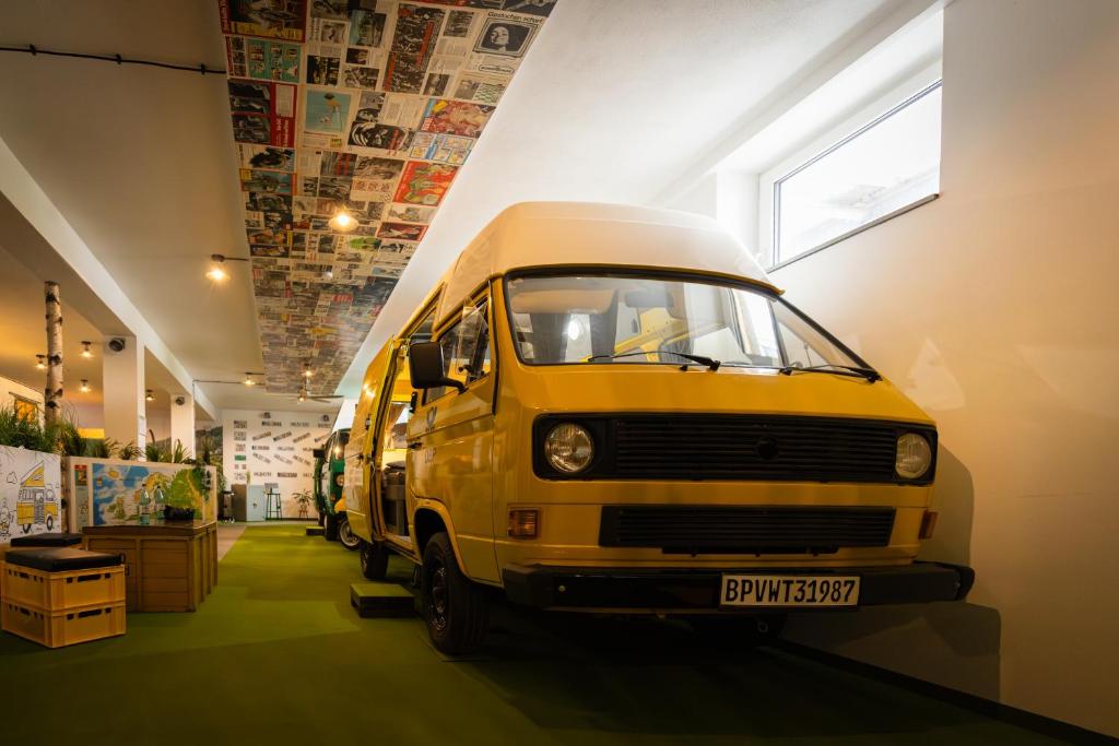 Oldtimer Camp Main Spessart - Double Room With Shared Bathroom