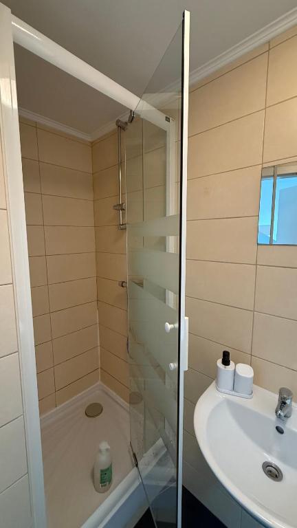 Luxembourg Tram Station Rooms - Resim 15