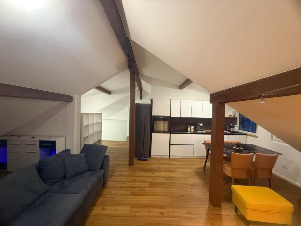 O bucătărie sau chicinetă la Ferienwohnung Winterzeit near Interlaken Thun Spiez Kandersteg