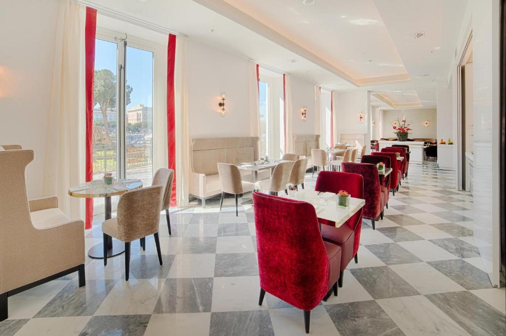 NH Collection Palazzo Cinquecento - Resim 7