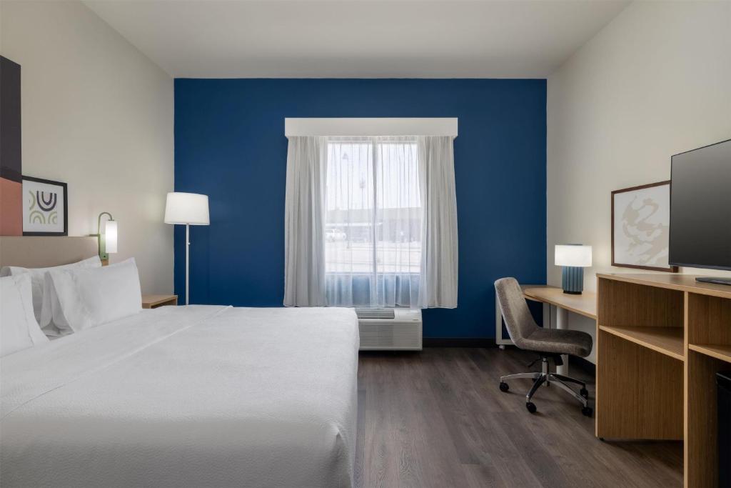Spark by Hilton Artesia - Habitación King