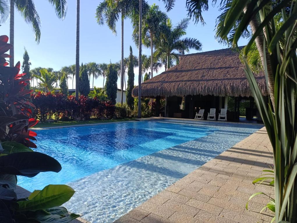 La alberca dentro o cerca de Casa Hacienda Fatima en Rozo