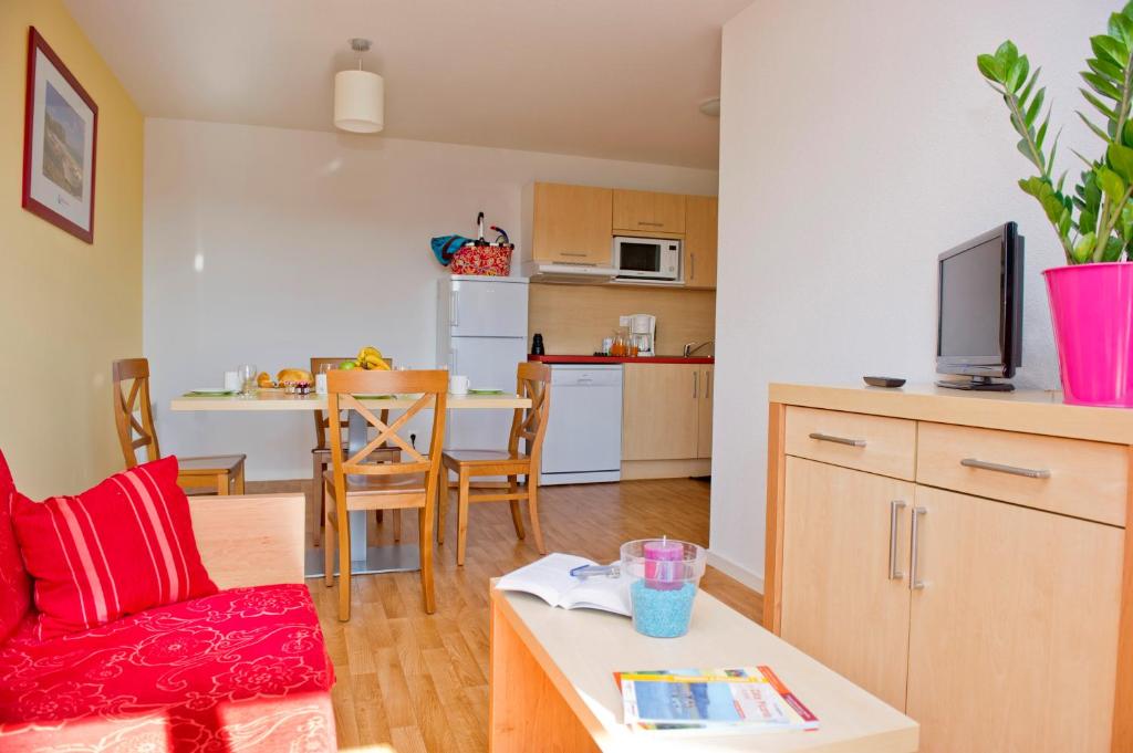 Résidence Goélia Belle Epoque - Two-Bedroom Apartment (6 Persons)