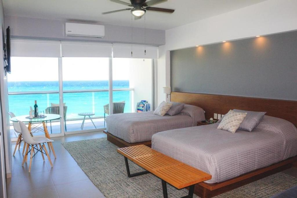 Beachfront studio with a beautiful terrace, Cancún (updated prices 2026)