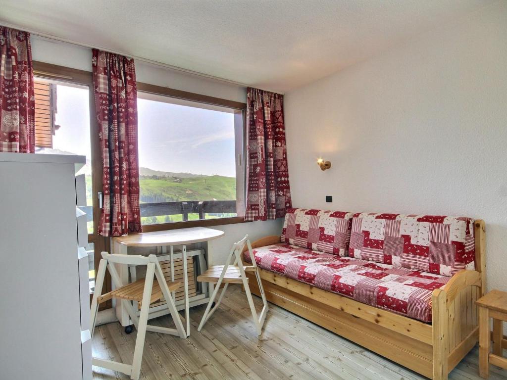 Studio cabine 4 pers, vue pistes, centre Belle Plagne
